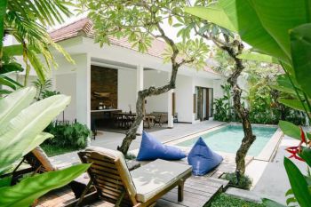 Longterm Rent 3 Bed Room Private Villa in Umalas Kerobokan