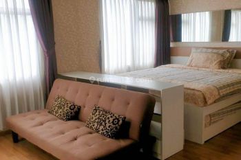 Kamu Tinggal Sendiri Tapi Gamau Sempit an, Cus Booking Sekarang Studio Big Room