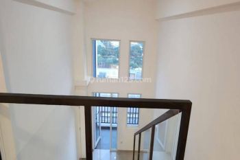 Jual Cepat Apartemen Venetian Kingland Avenue Lantai 12