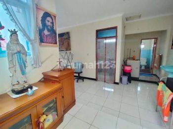 Ruko dan rumah luas siap huni di Ciwastra