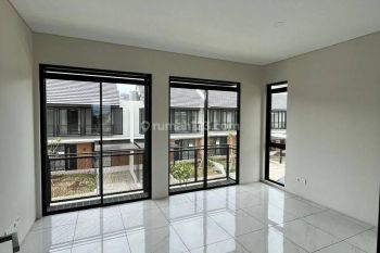 RUMAH TIPE HOOK TATAR TARUBHAWANA KOTA BARU PARAHYANGAN