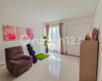 Rumah di Pantai indah kapuk jakarta utara 2 Lantai Bagus