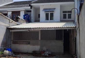 Disewakan Rumah Kelapa Gading Unit Standart Kosongan 2 Lantai