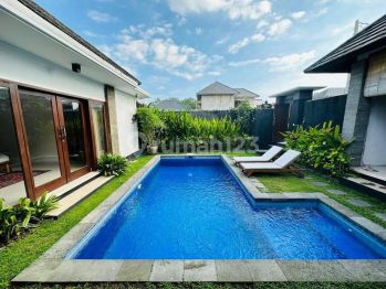 Villa 3 Br Umalas Lokasi Strategis Tenang Nyaman