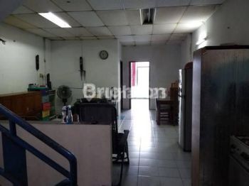 RUKO STRATEGIS DI KOMPLEK PERKANTORAN CIPUTAT