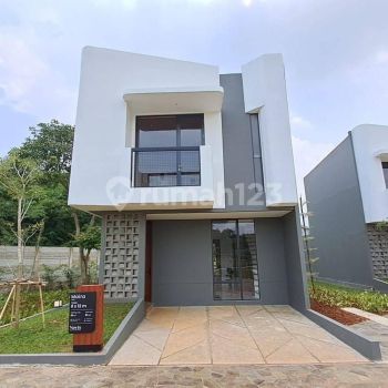 Rumah 2 Lantai 3Kamar Tidur Dekat stasiun dan Tol serbaraja