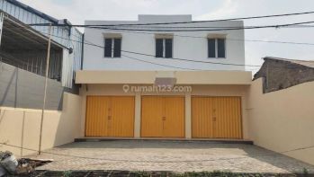 Dijual Ruko Gandeng 3 di Penggarutan, Kota Harapan Indah Bekasi.