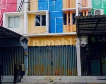 Ruko Strategis 2lantai Dekat Pintu Tol Baturan Colomadu