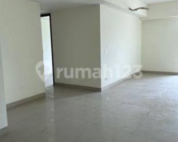 Sherwood Lantai Sedang Semi Furnished