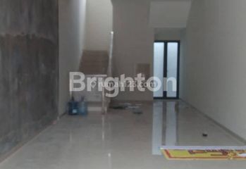 SHOPHOUSE NEW 2 STOREY ON THE MAIN ROAD