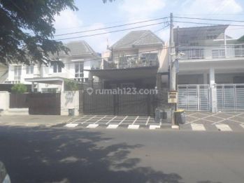 Rumah Siap Huni Buelevard Puri Gading