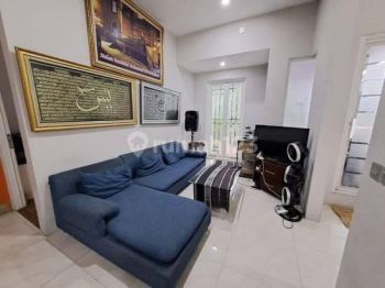 Rumah Dijual Cepat 2 Lantai Bagus Dan Lokasi Perum Strategis