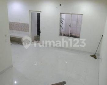 Rumah 7x17m di Volta, Gading Serpong, Tangerang,Banten.(TT001).