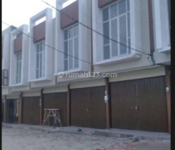 Ruko siap  2lantai puri harmoni fasilitas lengkap  penduduk ramai