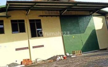 Gudang bagus siap huni margomulyo