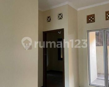 Disewakan Rumah Gunung Anyar