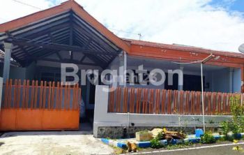 Sale Rumah: RUMAH HOOK DI MALANG