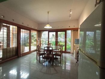 Rumah bagus di Setra indah