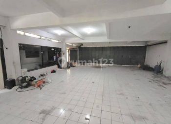 DIJUAL SUPER MURAH SEKALI RUKO RENDENG MAINROAD CIATEUL SIAP PAKAI JARANG ADA