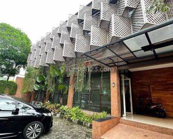 Disewakan Gedung Kantor Cocok Untuk Usaha Area Prapanca