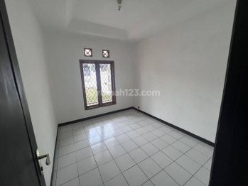 Dijual Sangat Good Deal Rumah Terawat Di Sayap Dago