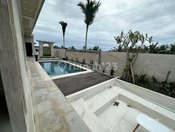 Villa Disewakan Unfurnished, Area Canggu
