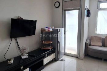 Apartemen Green Lake Sunter Bagus Type Studio luas 22 m2 dapat rack TV dan AC,