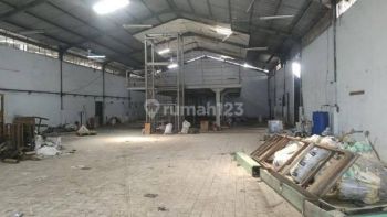 Gudang Kav Dpr Cipondoh Luas 1001 M2 Akses Kont 40 Ft