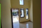 thumbnail-harga-terbaik-rumah-sudut-cluster-cisaranten-kota-bandung-170m1-1