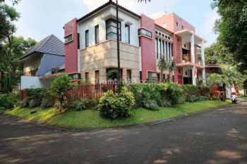 Dijual Cepat Rumah Besar di Taman Senayan Bintaro Skt 9 Tangsel