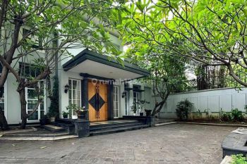 DIJUAL RUMAH MENTENG - MEWAH SIAP HUNI