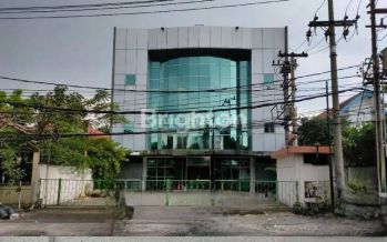 GEDUNG DI TEGALSARI SURABAYA