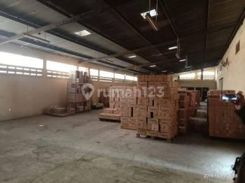 Gudang Sewa Besar Strategis di Sekarpuro Pakis Malang Gmk02749
