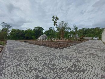 Tanah Hook 900 Meter Kampus Uii Jogja, Untuk Kost Premium