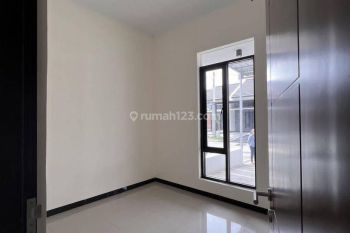 Rumah siap huni one gate sistem area kopo