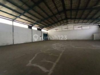 Disewakan Gudang Besar Dan Luas di Soekarno Hatta Bandung