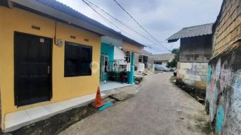 Rumah 220jt Shm akses mobil jagakarsa deket Mesjid Al wiqoyah