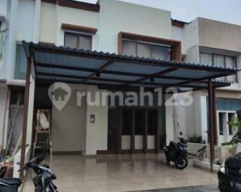 Disewakan Rumah 2 Lantai di Jakarta Garden City Jakarta Timur