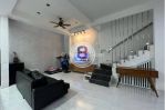 thumbnail-rumah-cantik-di-cluster-premium-graha-raya-bintaro-jaya-1