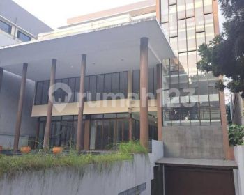 Gedung Siap Pakai 4 Lantai Mainroad  Di Setiabudi