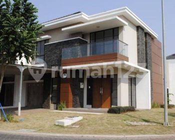RUMAH GREEN LAKE CITY , EAST ASIA 10X20 HOEK , LOKASI TERBAIK