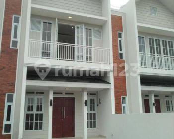 Disewa Rumah 2 Lantai Dalam Cluster Di Cisaranten arcamanik