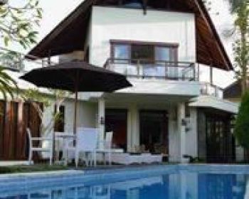 Disewa kan villa luxury elegant dan strategis Canggu bali