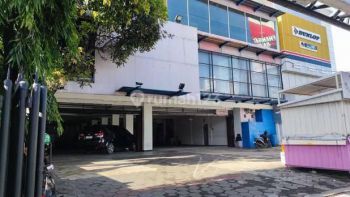 Ruang Usaha di Jl. Pandanaran Lokasi Strategis