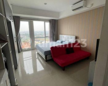 Apartemen breeze jual cepat Furnished type studio