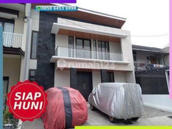 Cozy Rumah Lebar Dua Lt Di Kota Bandung Cikutra Suci 321B1