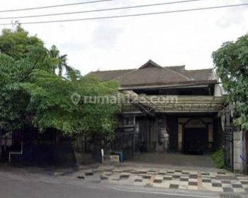 Sale Ruang Usaha: Raya Jemursari