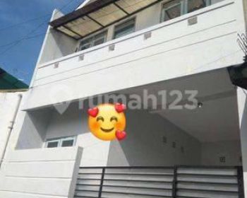 Dijual Rumah 2 Lantai Di Tubagus Ismail Bandung