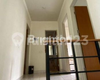 Rent Rumah: Rumah Rapi Foresta