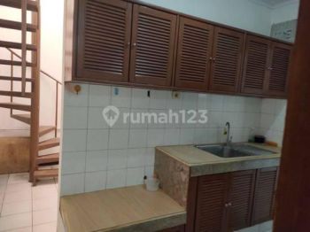 Di sewa rumah di komplek Dadali